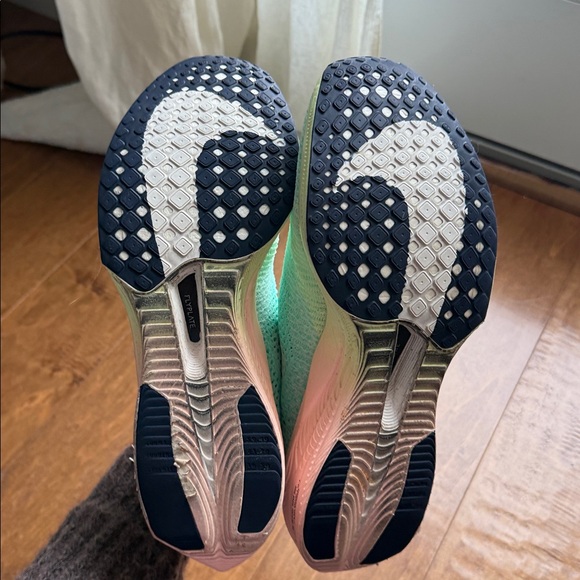 Nike Vaporfly 3 - Picture 5 of 7